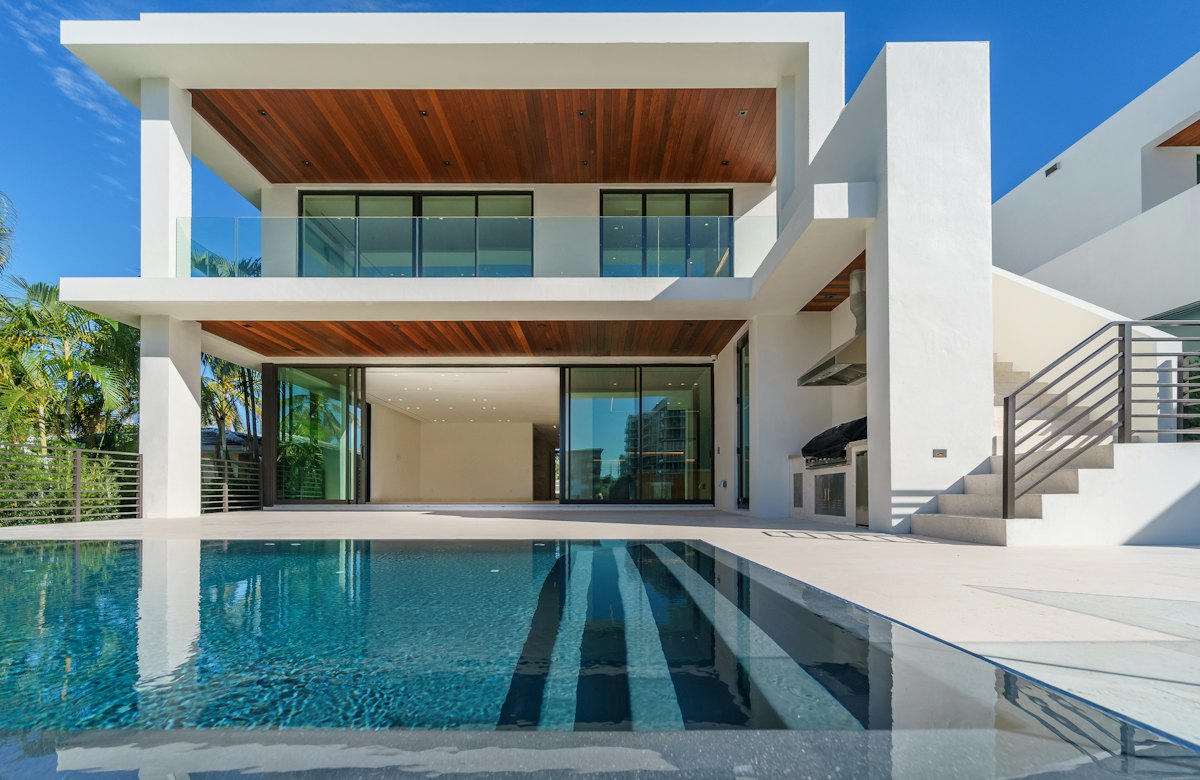 Luxury estate home in Waterkloof Ridge, Waterkloof Ridge